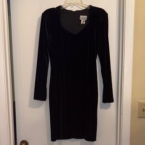 K.C Spencer Black Velvet Long Sleeve Dress Size 8